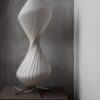 TR32 GULVLAMPE