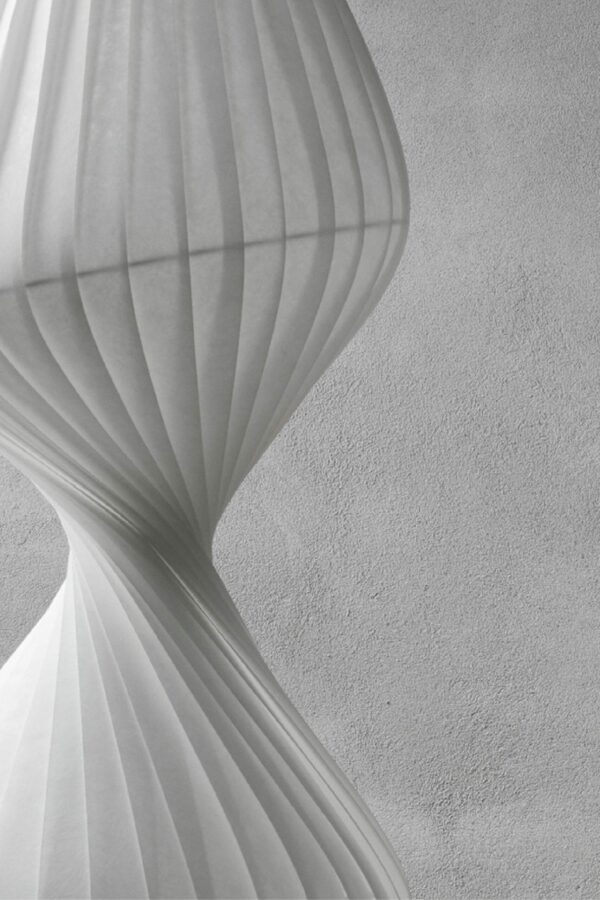 TR33 GULVLAMPE