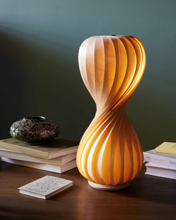 TR7 BORDLAMPE