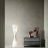 TR7 GULVLAMPE