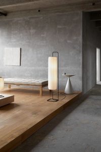 TR37_floor_pc_white_light_on-1.jpg