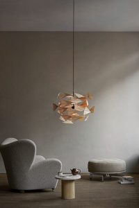 TR747_pendant_birch_natural_light_on-1.jpg